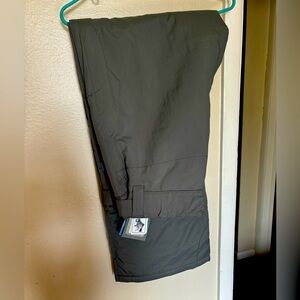 Brand new snowboard pants